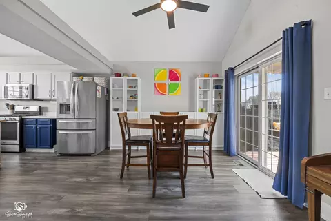 Dining - 2813 Twin Falls Dr, Plainfield, IL 60586 photo 1 of 1