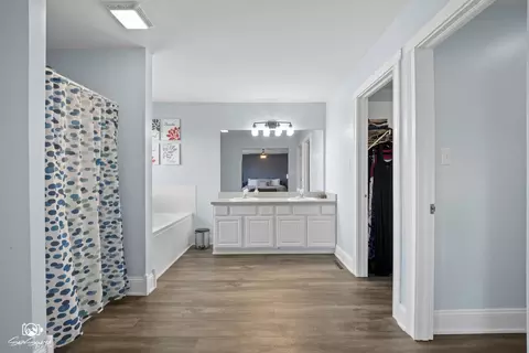 Entry Way - 2813 Twin Falls Dr, Plainfield, IL 60586 photo 4 of 4