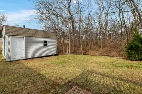1427 18th Ave, Silvis, IL 61282 photo 7