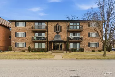 10851 S Keating Ave #1B, Oak Lawn, IL 60453