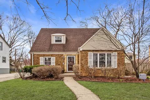 1019 Division St, Oak Park, IL 60302