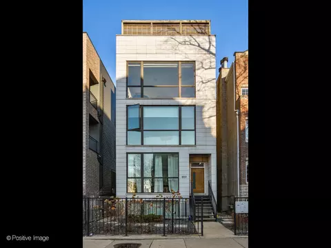 859 N Wood St #3, Chicago, IL 60622