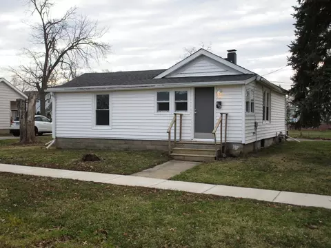 306 S Page St, Harvard, IL 60033