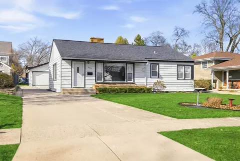 420 Grant St, Downers Grove, IL 60515