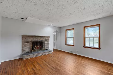 Living - 320 Streamside Dr, Harvey, IL 60426 photo 1 of 1