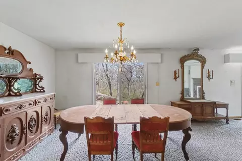 Dining - 404 Oak Dr, Roberts, IL 60962 photo 2 of 2
