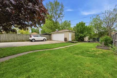 Exterior - 4140 Anna Ave, Lyons, IL 60534 photo 4 of 8