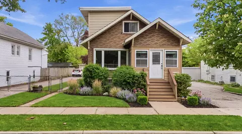 4140 Anna Ave, Lyons, IL 60534