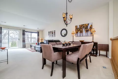 Dining - 274 Wildspring Ct, Itasca, IL 60143 photo 1 of 4