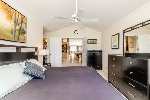 Bedroom - 274 Wildspring Ct, Itasca, IL 60143 photo 2 of 3