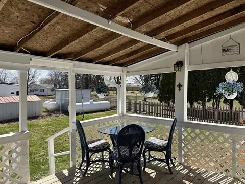 Exterior - 315 W 1st St, Bennett, IA 52721 photo 9 of 13