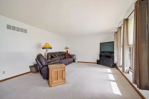 Living - 308 Linden St, Dwight, IL 60420 photo 1 of 1