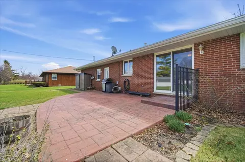 Exterior - 308 Linden St, Dwight, IL 60420 photo 2 of 5