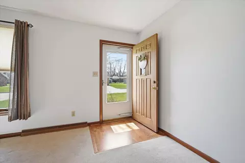 Entry Way - 308 Linden St, Dwight, IL 60420 photo 1 of 4