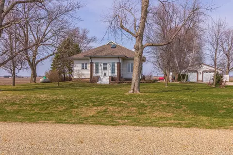 13532 E 600 North Rd, Heyworth, IL 61745