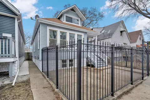 5756 S Seeley Ave, Chicago, IL 60636