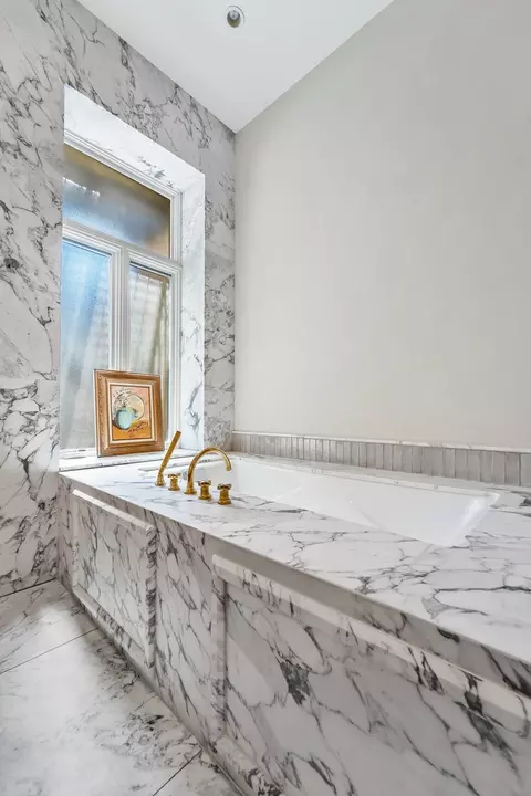 Bath - 53 E Division St, Chicago, IL 60610 photo 3 of 12