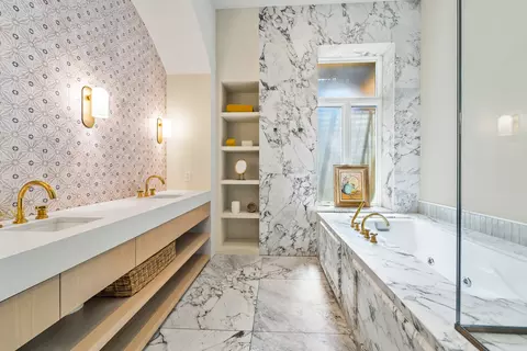Bath - 53 E Division St, Chicago, IL 60610 photo 5 of 12