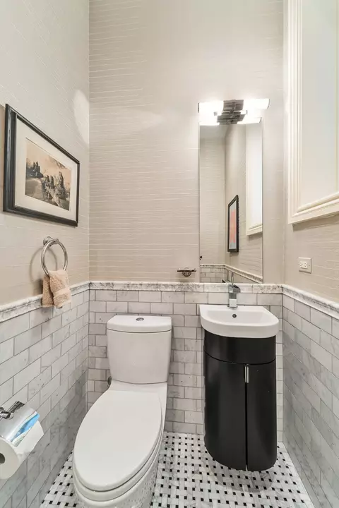 Bath - 53 E Division St, Chicago, IL 60610 photo 9 of 12