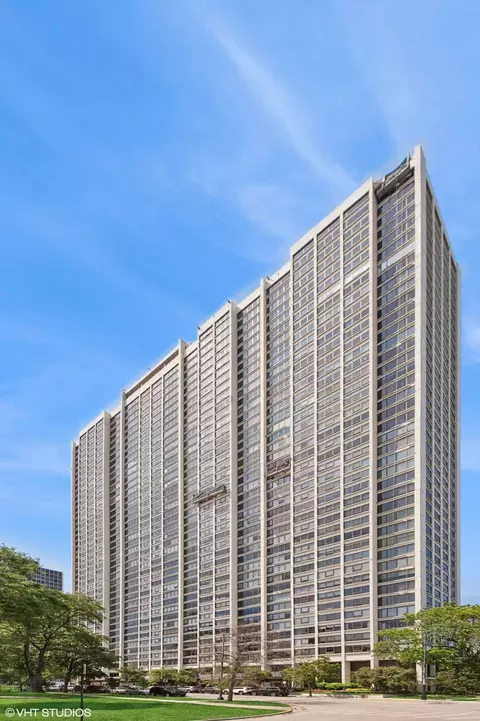 2800 N Lake Shore Dr #4117, Chicago, IL 60657
