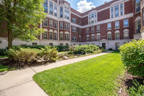 488 Sheridan Rd #2, Evanston, IL 60202