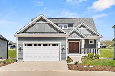 12 Waterside Way, Ottawa, IL 61350