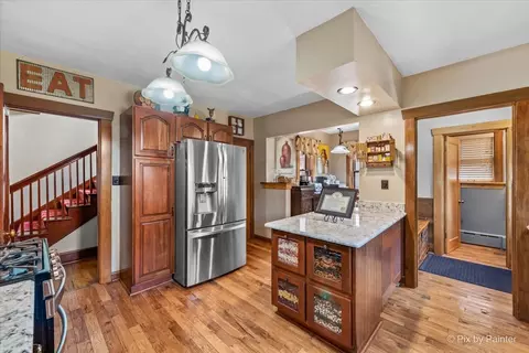 Kitchen - 585 Park St, Elgin, IL 60120 photo 1 of 5