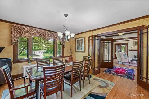 Dining - 585 Park St, Elgin, IL 60120 photo 2 of 3