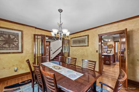 Dining - 585 Park St, Elgin, IL 60120 photo 3 of 3