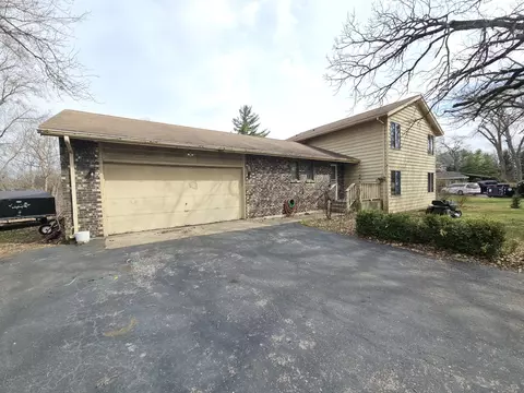 26189 N Geraldine Ln, Port Barrington, IL 60010