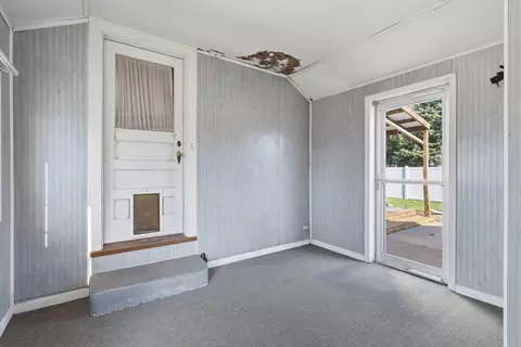 Exterior - 101 E D St, Alpha, IL 61413 photo 7 of 12