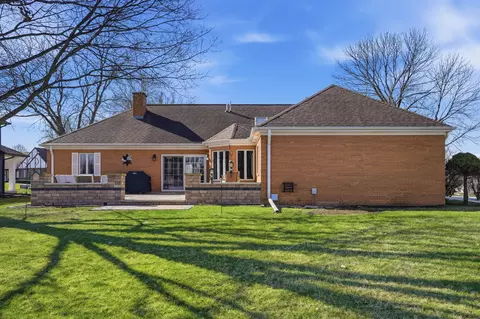 Exterior - 1101 Northridge Dr, Dixon, IL 61021 photo 7 of 7
