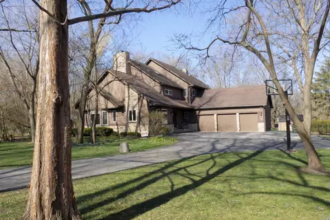 Undisclosed, Warrenville, IL 60555