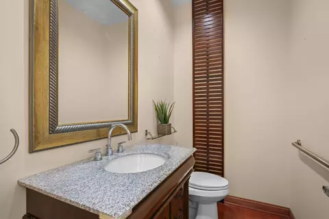 Bath - 155 Lilac Ln, Wheeling, IL 60090 photo 1 of 6