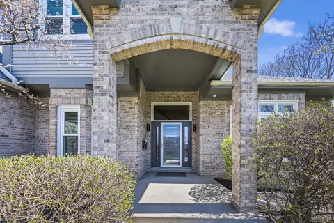 Exterior - 155 Lilac Ln, Wheeling, IL 60090 photo 3 of 10