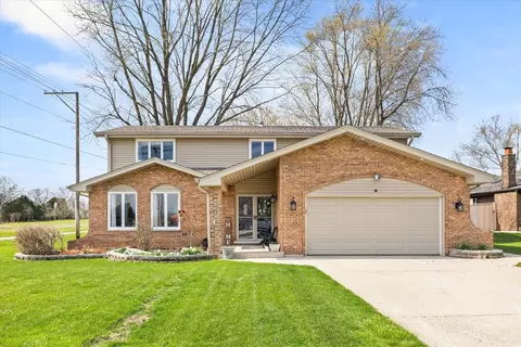 12251 Partridge Ln, Orland Park, IL 60467