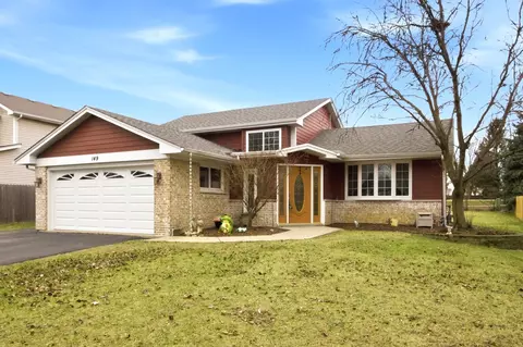 149 Beaver Creek Dr, Bolingbrook, IL 60490