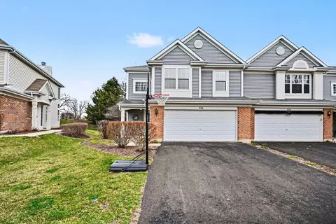 526 Lancaster Dr, Pingree Grove, IL 60140