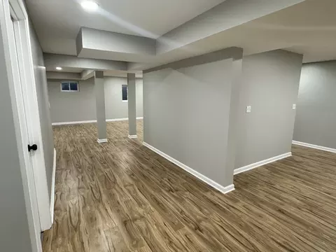 Entry Way - 940 Tanglewood Dr, Wheeling, IL 60090 photo 5 of 8