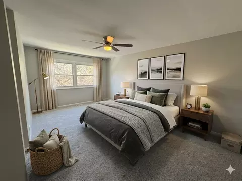 Bedroom - 940 Tanglewood Dr, Wheeling, IL 60090 photo 5 of 12