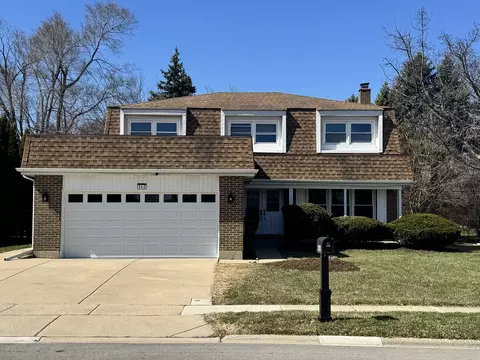 940 Tanglewood Dr, Wheeling, IL 60090