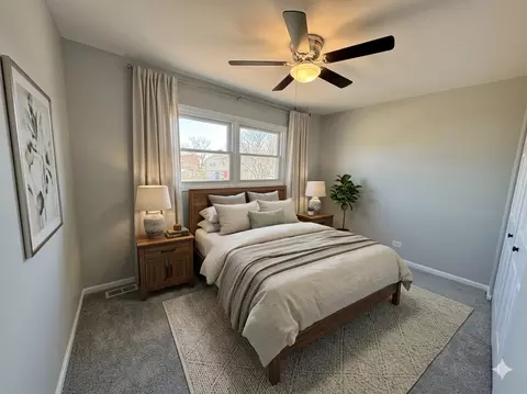 Bedroom - 940 Tanglewood Dr, Wheeling, IL 60090 photo 12 of 12