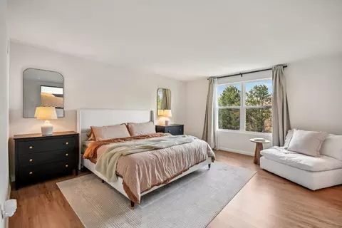 Bedroom - 600 Alpine Dr, Algonquin, IL 60102 photo 1 of 4