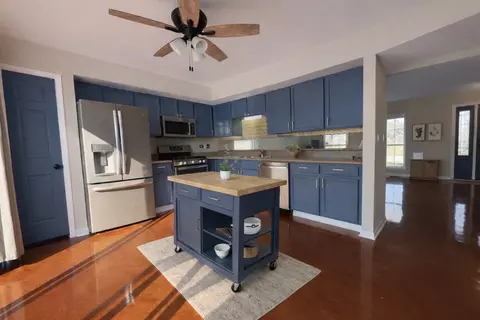 Kitchen - 2467 Deerfield Dr, Aurora, IL 60506 photo 1 of 1