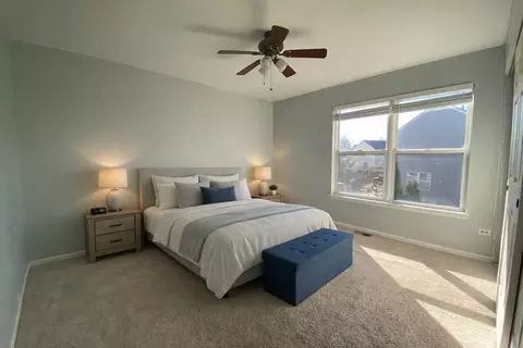 Bedroom - 2467 Deerfield Dr, Aurora, IL 60506 photo 3 of 5