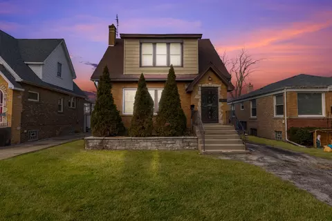1908 S 23rd Ave, Maywood, IL 60153