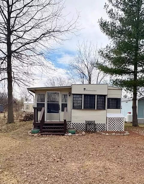 1185 Woodhaven, Sublette, IL 61367