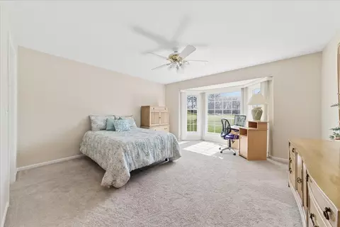 Bedroom - 613 Rose Ln, Bartlett, IL 60103 photo 3 of 3