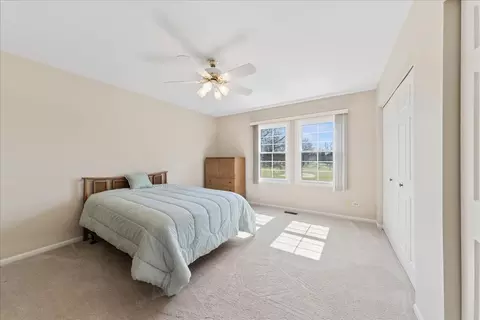 Bedroom - 613 Rose Ln, Bartlett, IL 60103 photo 1 of 3