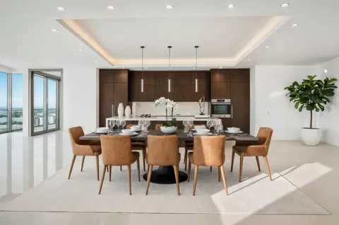 Dining - 363 E Wacker Dr #9101, Chicago, IL 60601 photo 1 of 8